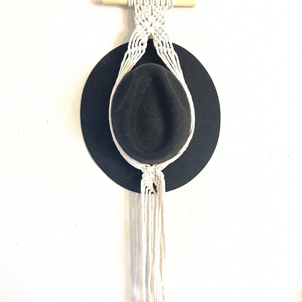 Macrame Hat Holder - Picture 4 of 4